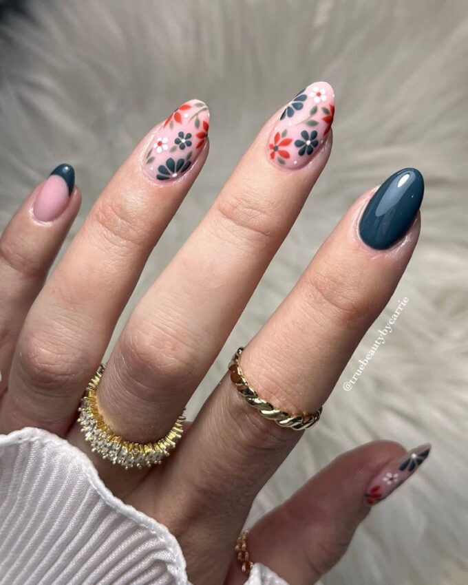 Ongles printaniers, nail art floral