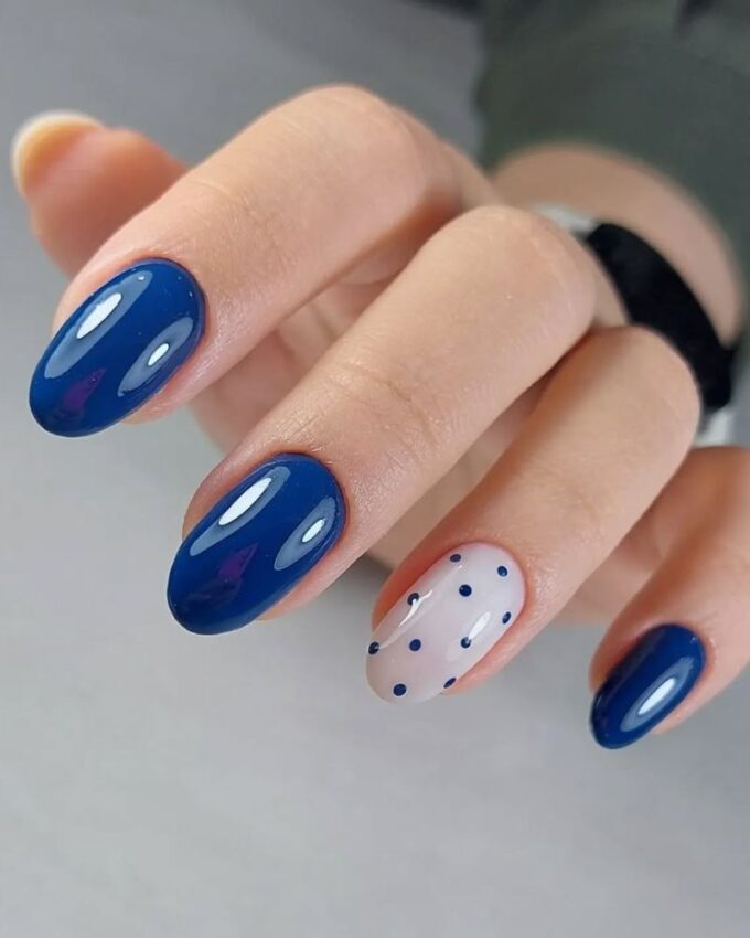 Ongles fun, nail art à pois