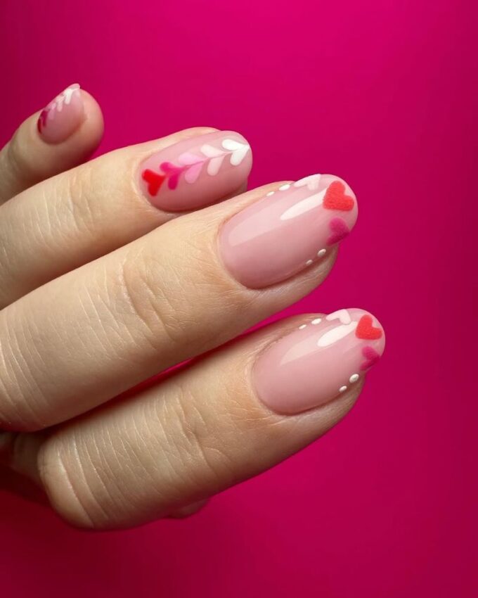 Idées de nail art cœur, ongles Saint-Valentin