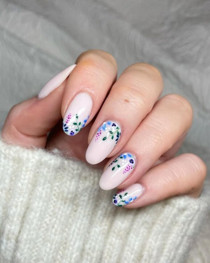 Idée d’ongles de printemps, nail art floral