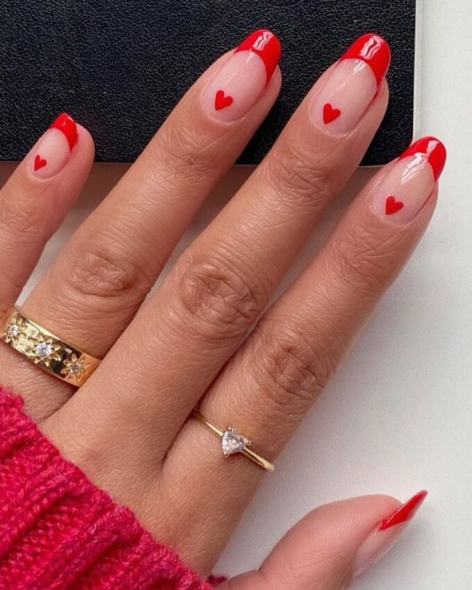 Ongles rouges, French rouge Saint-Valentin