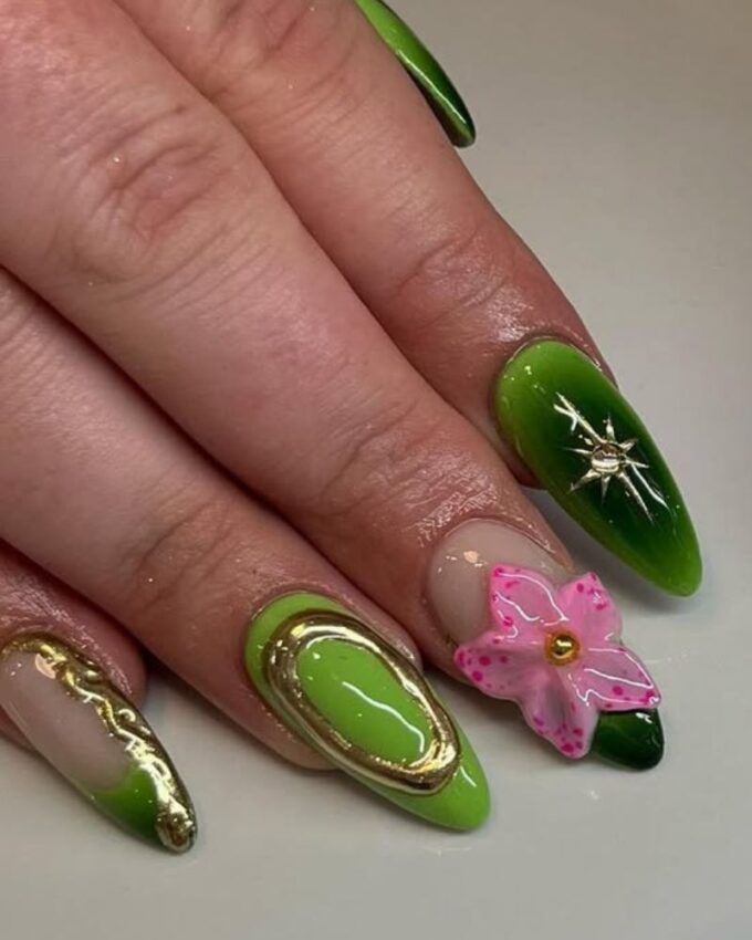 Ongles aura, nail art floral